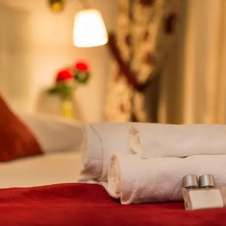 בית הארחה Fabiola's רומא