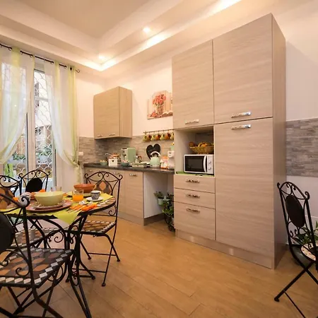 Гостевой дом Fabiola's 4*